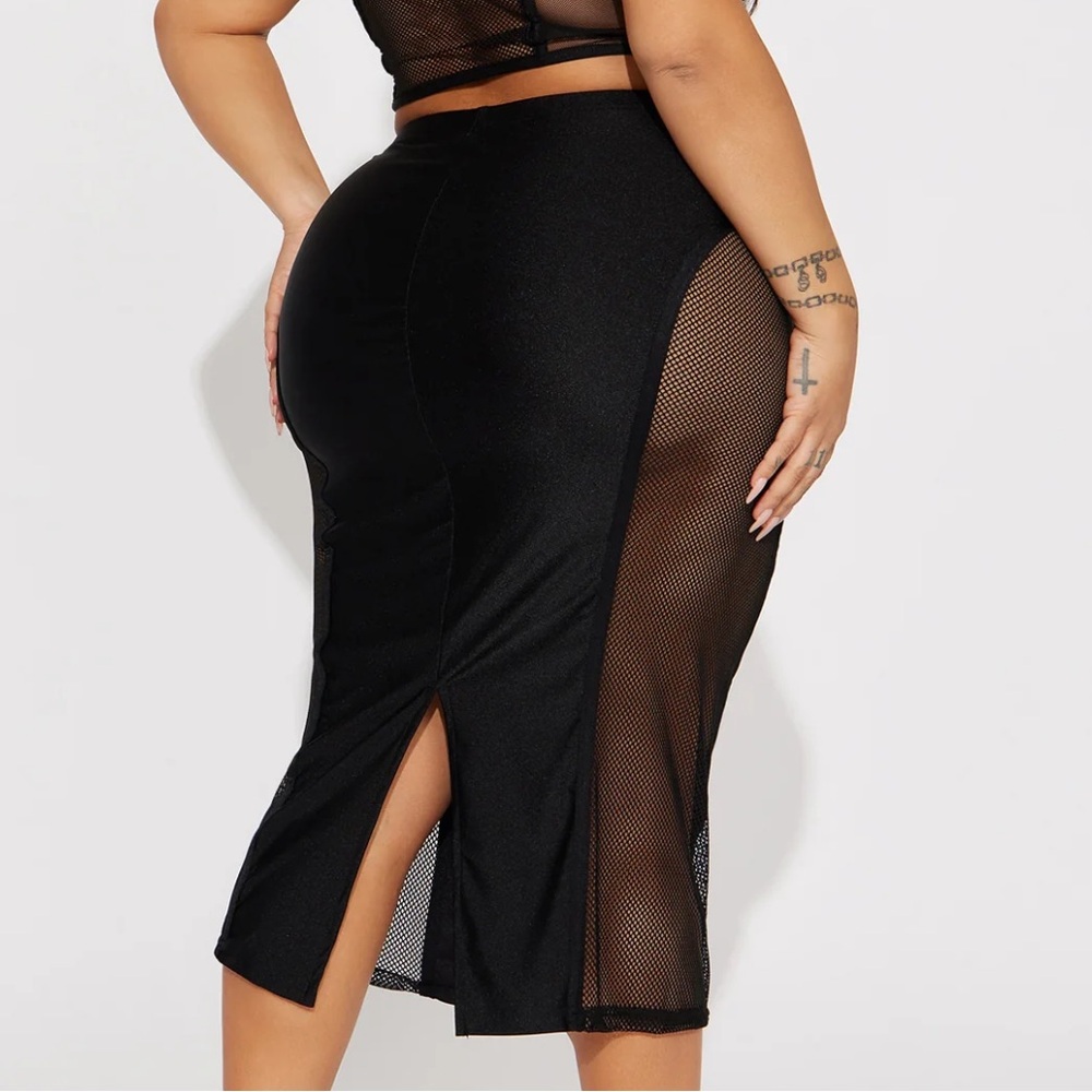 Fashion Nova Fishnet Skirt